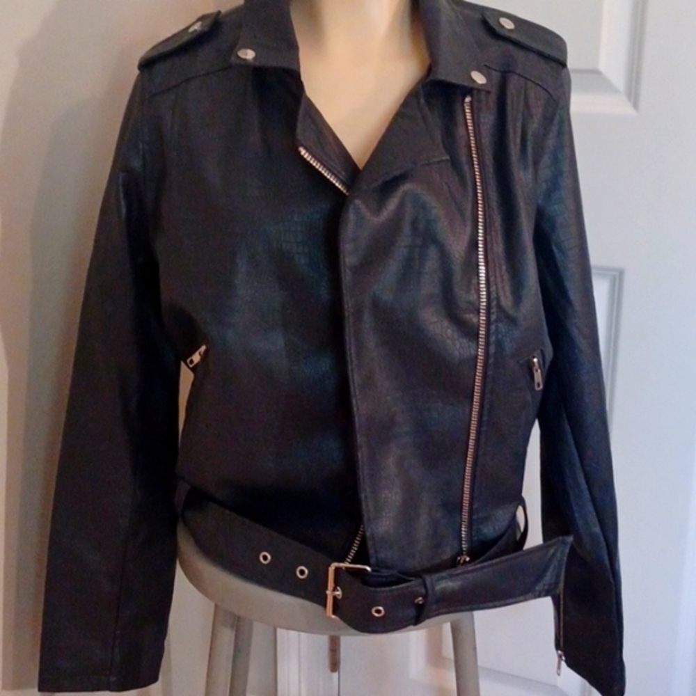 Zenana Faux Croc leather jacket Navy‎ Medium Women New without tags